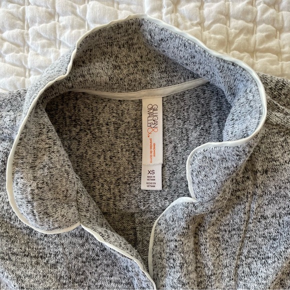 Gillian & O’Malley Nightgown - Picture 2 of 6